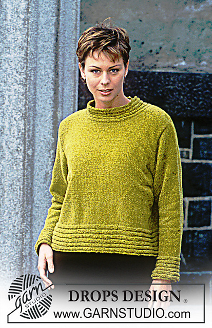 53-15 Sweater with wide borders