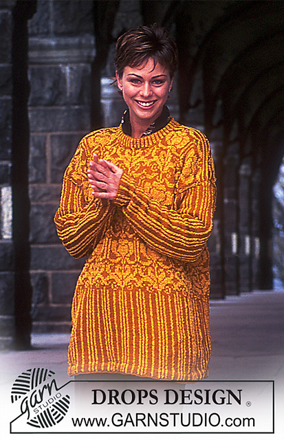 53-16 Sweater with stripes and "brocade pattern"
