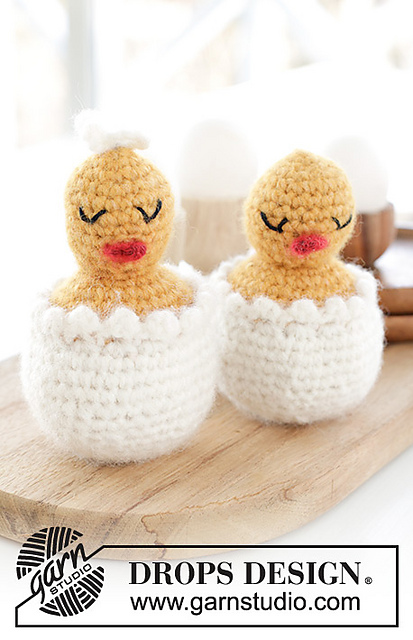 0-1623 Happy Easter Hatch