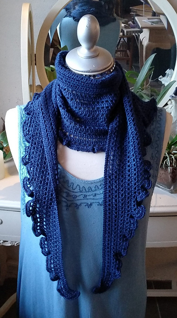 Simplicity scarf