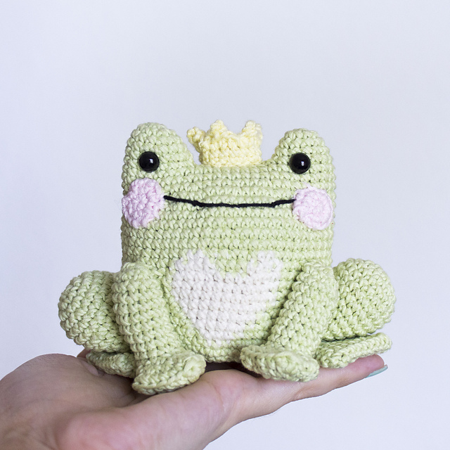 Amigurumi Frog