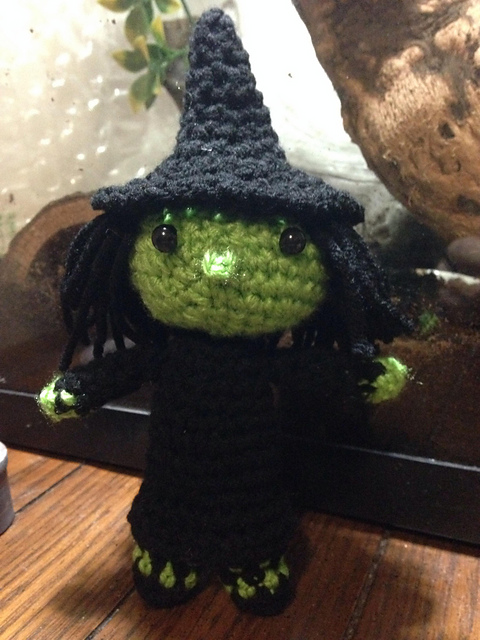 Wizard of Oz Wicked Witch amigurumi doll