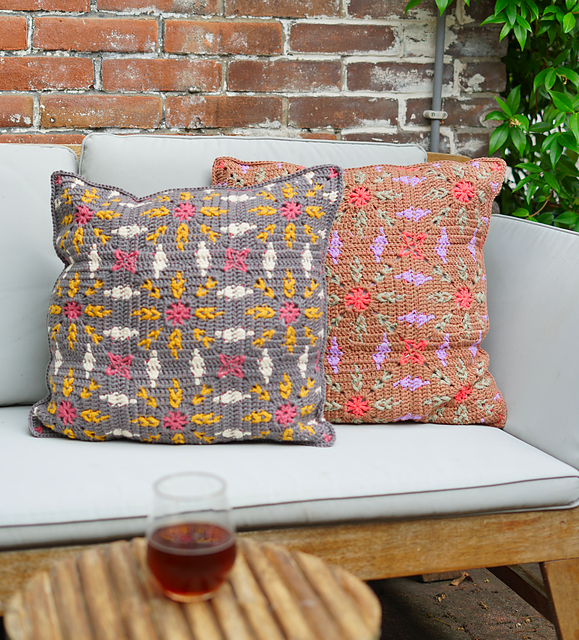Home Compass cushion