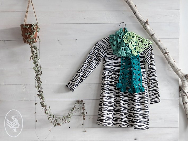 PomPom Scarf