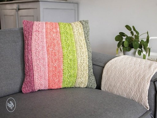 Cabled Cushion