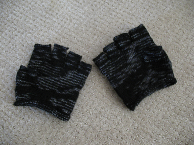 Fingerless Skate Gloves