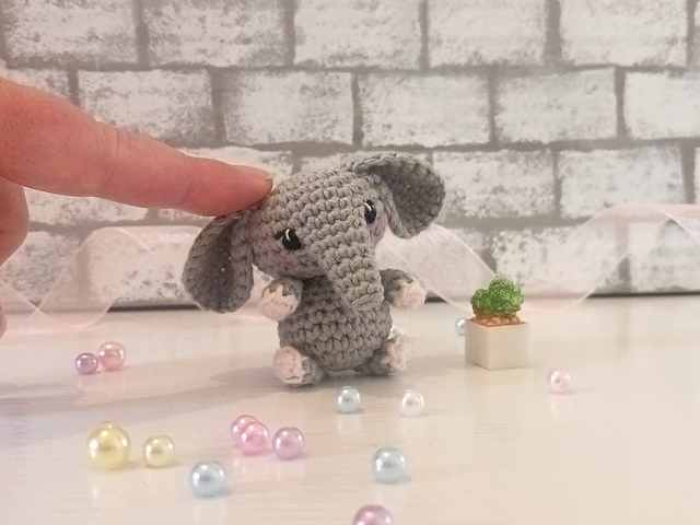 Mini Elephant