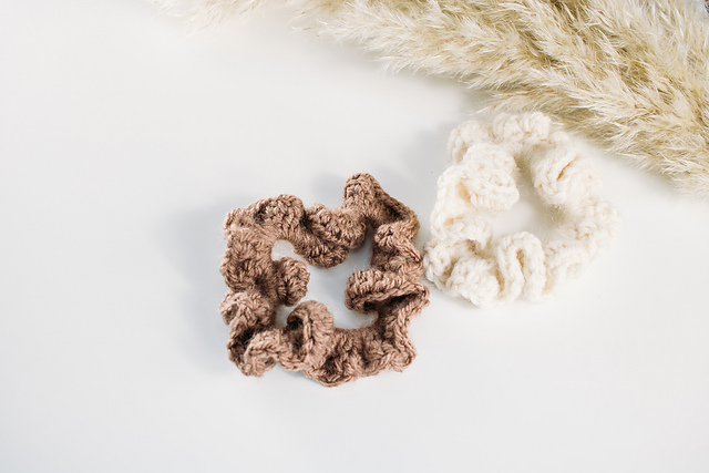 Crochet Hair Scrunchie