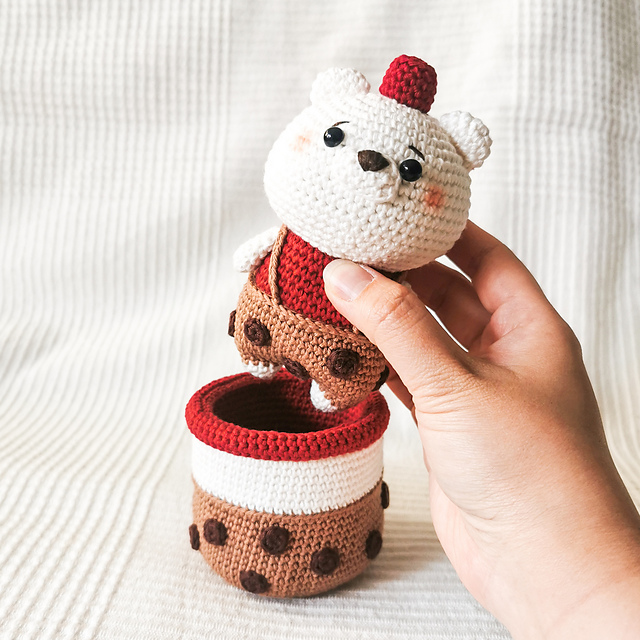 Ravelry: Boba the Bear pattern by Chloe Yuen