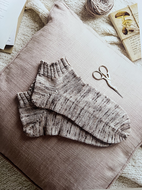 Rising Up Socks