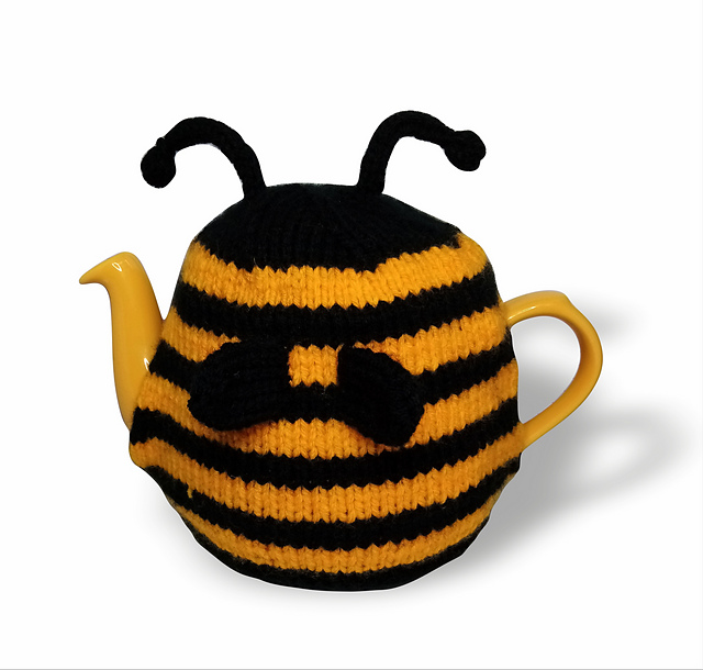 Happy bee Tea cozy