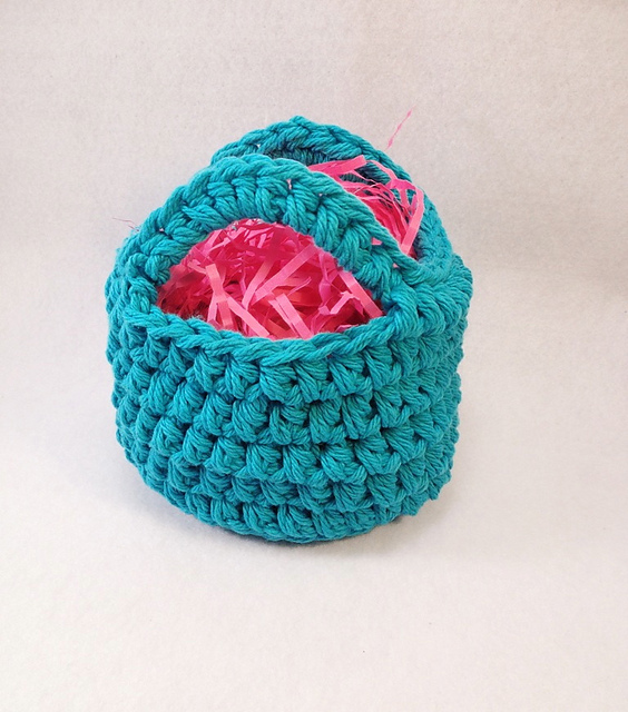 Quick and Easy Mini Easter Basket