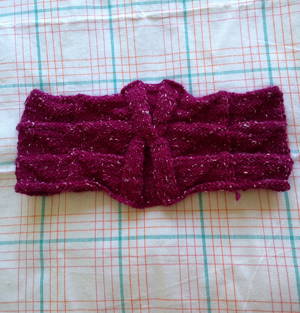 Op. 16 Cowl Knitting Pattern