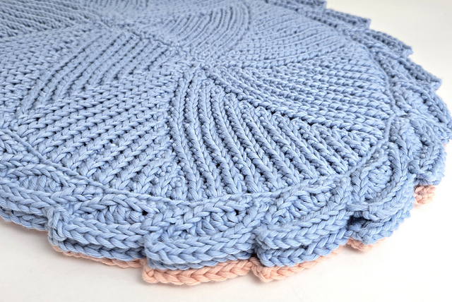 Slip stitch ovals