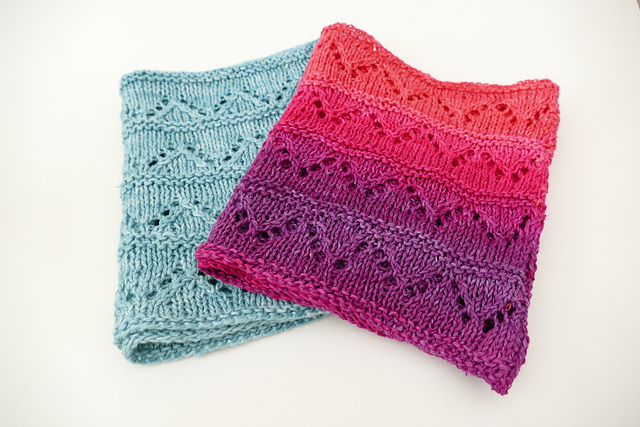 Linen eyelet cowl