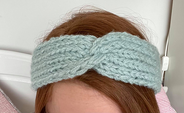 Di's Headband