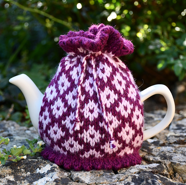Diamond 2-Cup Small Teapot Cosy