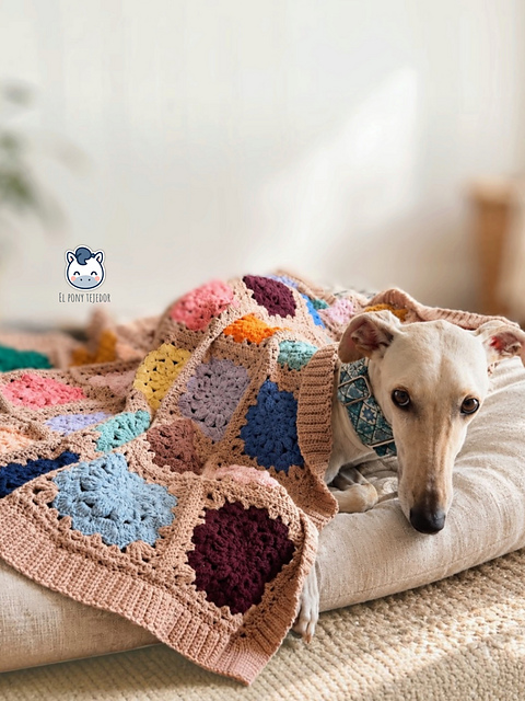 Granny Flowers Blanket for Dogs