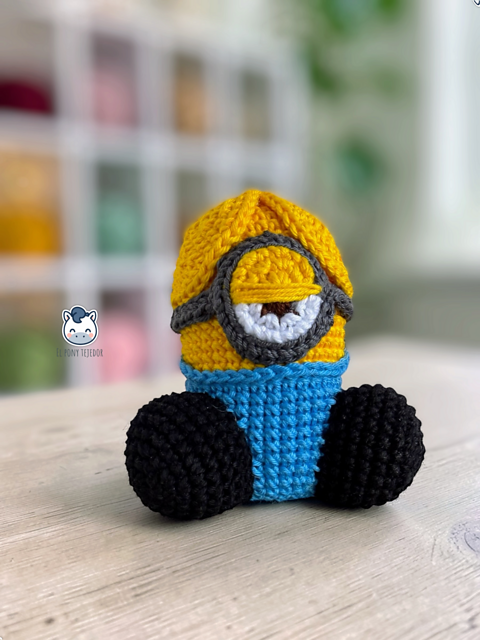 Minion Penis Amigurumi