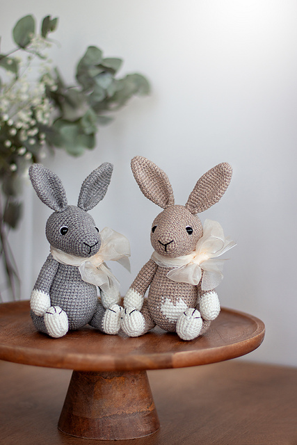 Easter Bunny & Easter Decor