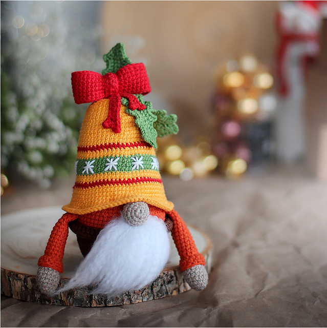 Gnome in basket and cap