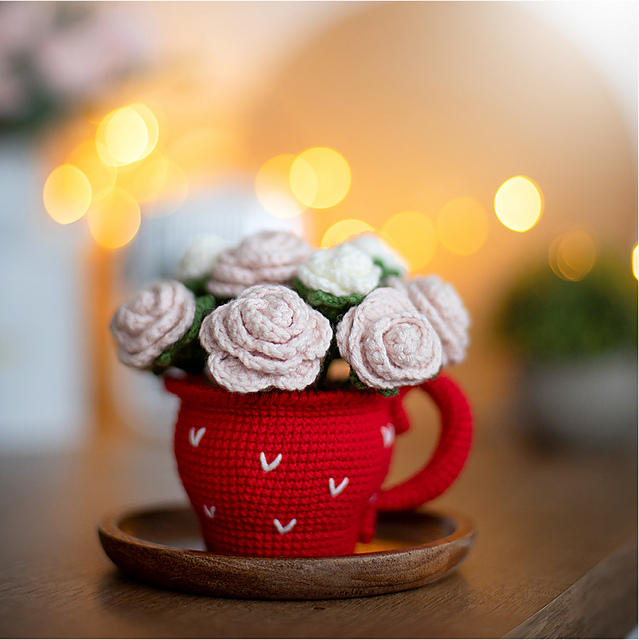 Roses in a mug