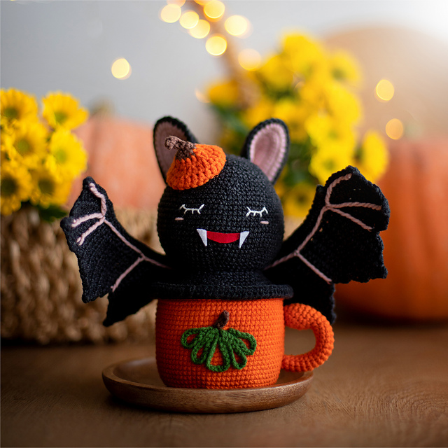 Bat in a mug
