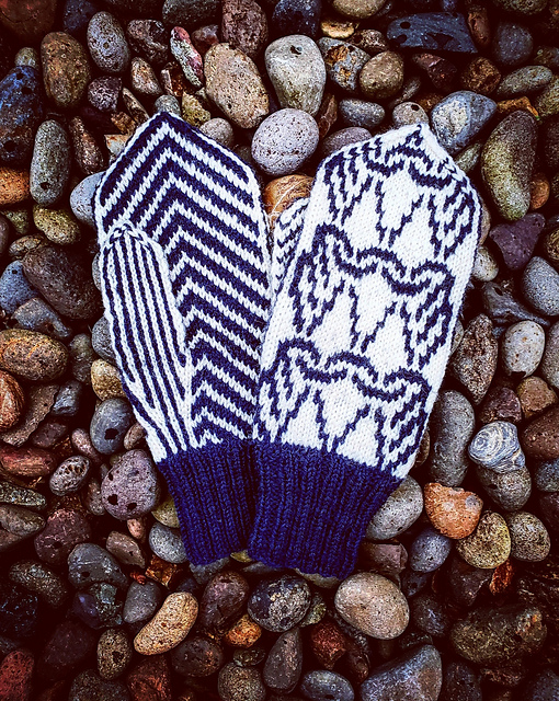 Knyttet Mittens