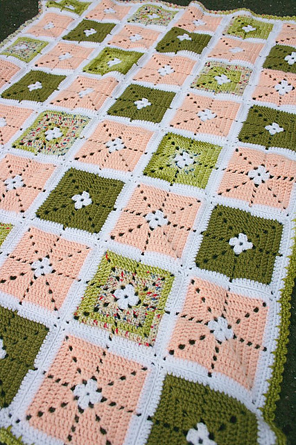Sarafia Blanket