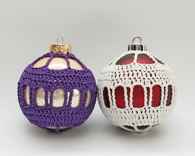 Covered Christmas Baubles #7