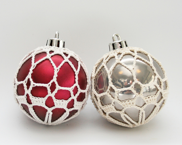 Covered Christmas Baubles #10