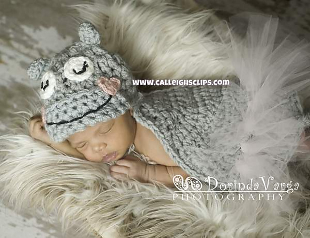 Halleigh & Hayden Hippo Cuddle Cape Set