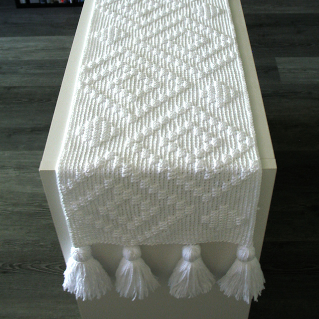 Mosaic Bookcase Runner