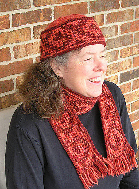Swirl Hat and Scarf Set: Hat