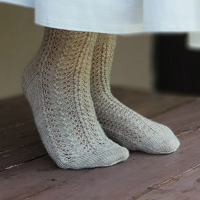 Hope Socks Lace