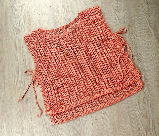 Ravelry: Vest with Tie Ribbon „Sienna“ pattern by Elke Eder Design