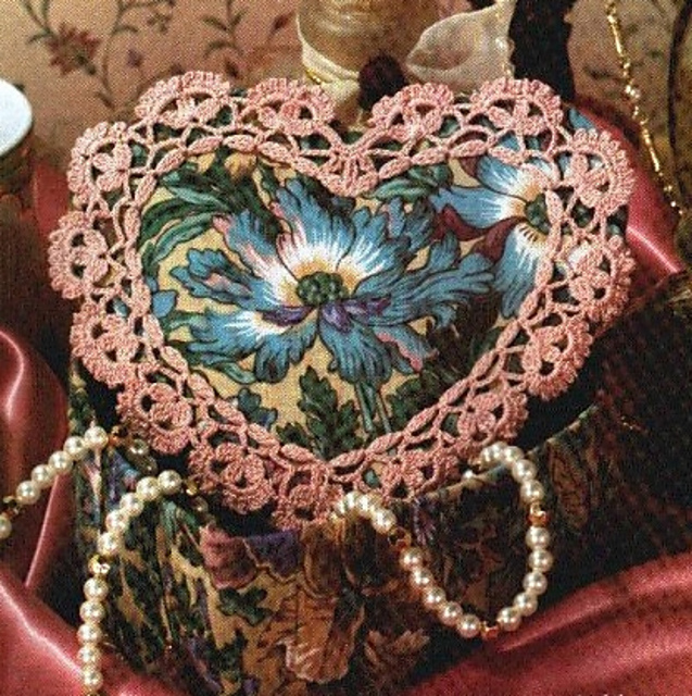 Heart keepsake box