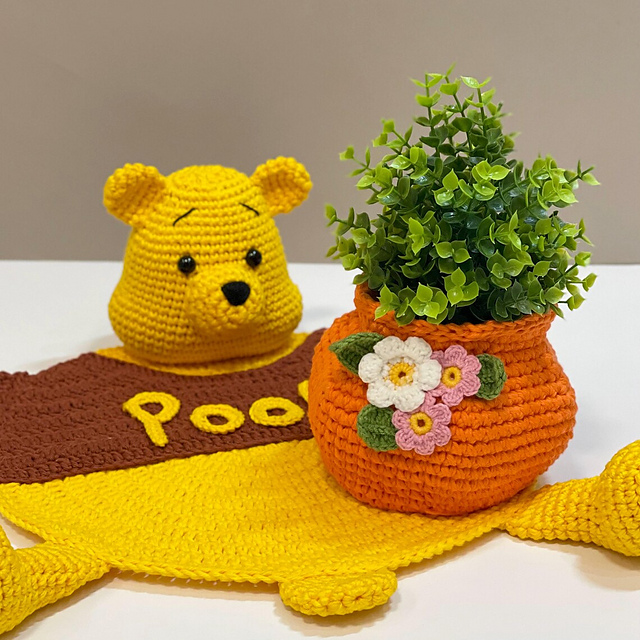 Crochet Pooh Bear Placemat