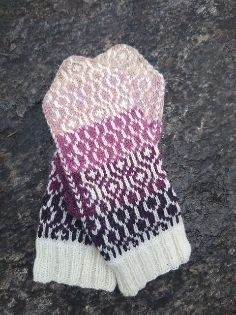 Hyben Mittens