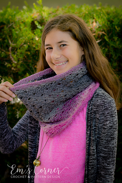 Lattice Cross Cowl