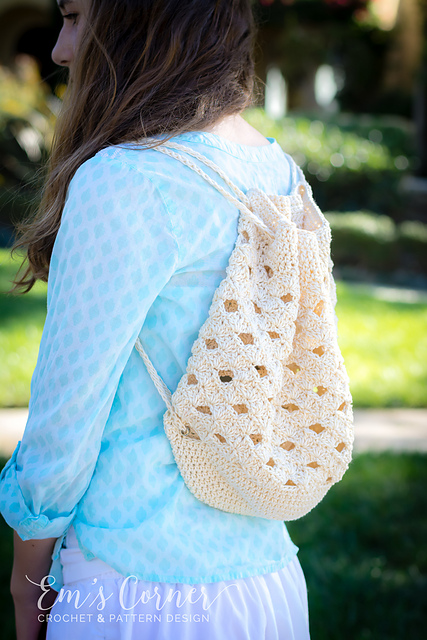 Lattice Cross Tote