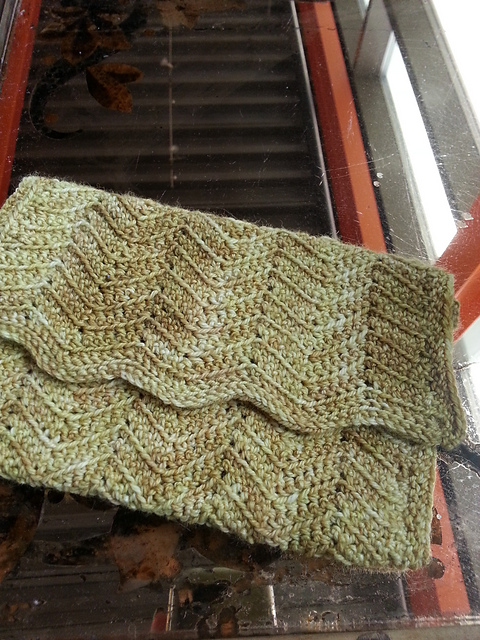 Hold Me Tight Clutch