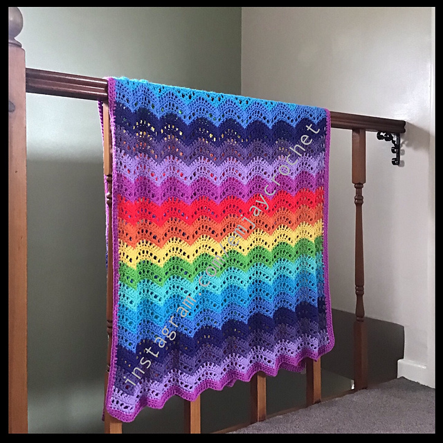 Child’s Rainbow Ripple Blanket