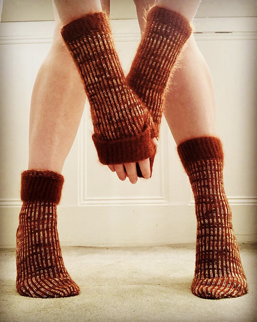 A Stripe of Genius Fingerless Mitts (Mohair)
