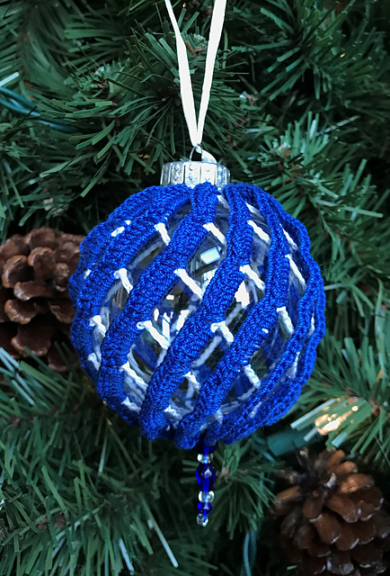 Crochet Ribbons Ornament Cover