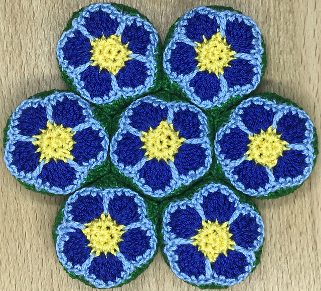 Forget-Me-Not Bottle Cap Coaster