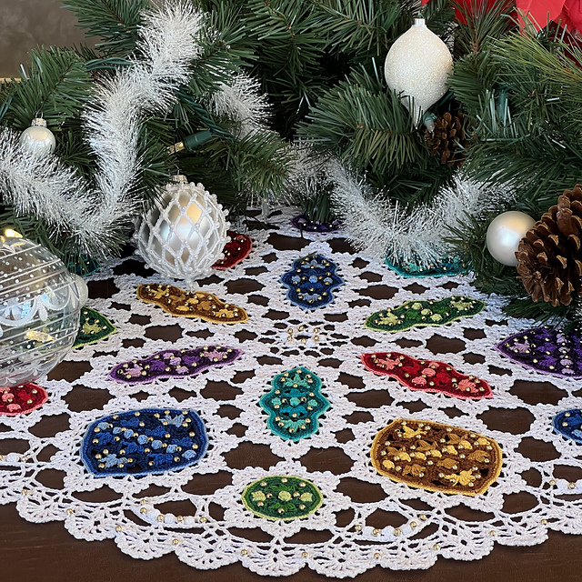 Christmas Ornament Doily
