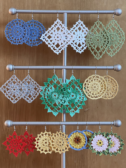 Medallion Earring Set