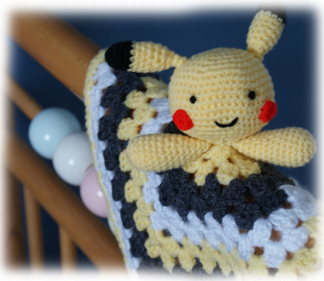 Pikachu Comforter