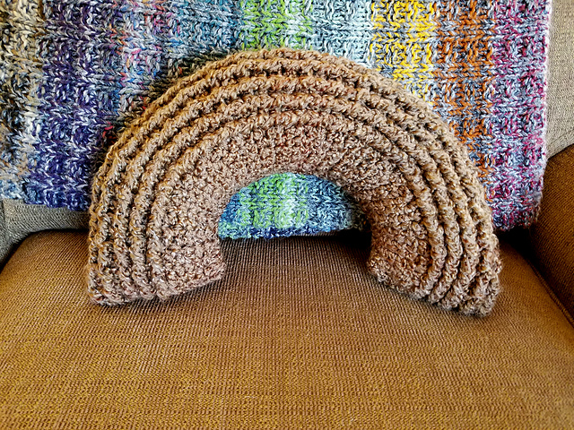 Rolling Hills Neck Pillow